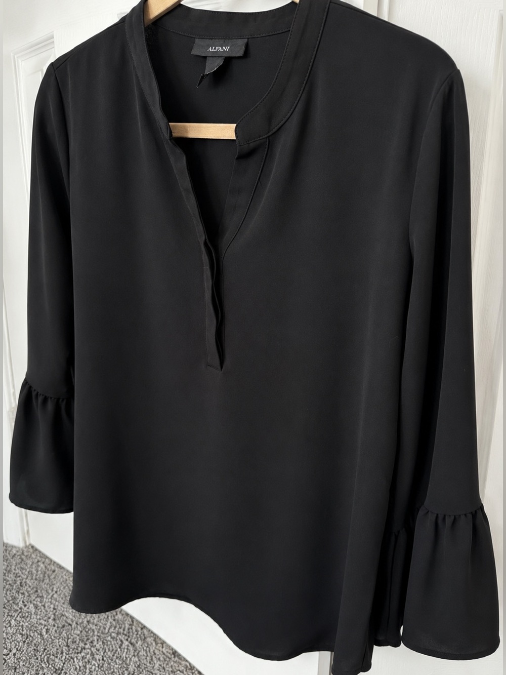 Alfani Black Flounce Sleeve Blouse Size 12 Split Neck Career Office Top